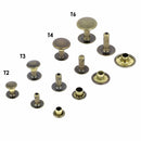 Rivets moyens en laiton vieilli de Deco Cuir, accessoires pour cuir, image montrant les rivets simples avec calotte.